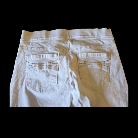 Women's Gloria Vanderbilt S 10 Short Missy Slim Leg White Jeans, Good Condition - Picture 7 of 8